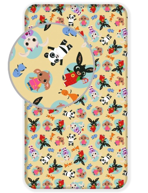 Prześcieradło dziecięce z gumką 90x200 w żółtym kolorze, pokryte wzorem z radosnymi zwierzętami w kolorowych kółkach. Produkt leży na płaskiej powierzchni, z widoczną gumką na brzegach, zapewniającą stabilne dopasowanie. Idealne do pokoju dziecięcego.