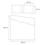 Pościel satyna bawełniana 180x200 w kolorze butelkowej zieleni, składająca się z kołdry i dwóch poszewek. Widoczny rozmiar: 180x200 cm dla kołdry oraz 70x80 cm dla poduszek. Ułożona płasko, na białym tle. Detaliczny rysunek bez wzorów czy napisów.