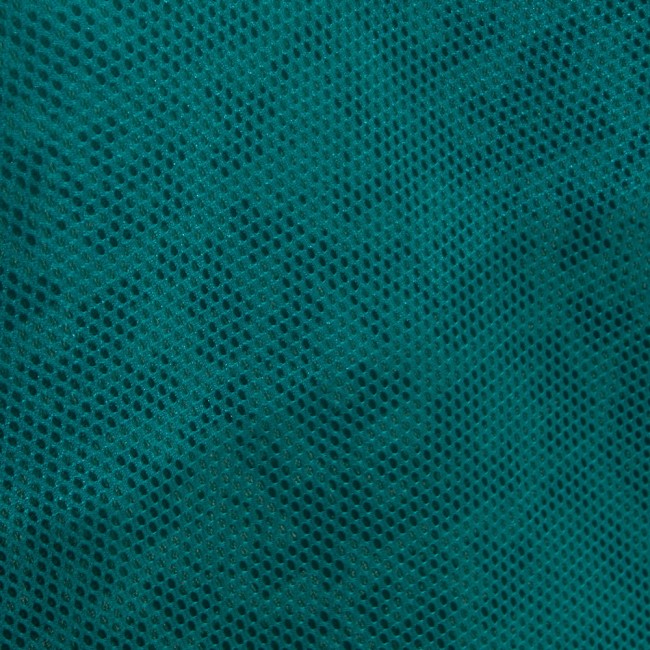 Tekstylna siatka w intensywnym, zielonym kolorze, o strukturze z drobnymi otworami. Widoczny materiał jest elastyczny i lekki, co sugeruje jego zastosowanie w plecaku dziecięcym. Idealny do wentylacji i estetycznego wyglądu.