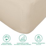 Prześcieradło flanelowe z gumką w jasnym beżowym kolorze o wymiarach 200x220 cm, wykonane z 100% bawełny o wysokiej gramaturze 160 g/m². Widoczny zamek z gumką oraz tekstura flaneli. Produkt leży na jednolitym tle.