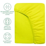 Prześcieradło frotte z gumką w kolorze limonkowym o wymiarach 160x200 cm, z elastycznym materiałem, gruba, wytrzymała guma wszyta po całym obwodzie. Produkt leży na tle, ukazując teksturę i detal gumki.