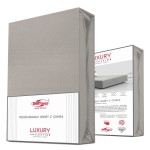 Prześcieradło jersey z elastanem w kolorze popiel, o wymiarach 90x200 cm, leży złożone, z widoczną gumką. Opakowanie zawiera informacje o produkcie, a tło jest jasne i jednolite, co podkreśla szarość materiału.