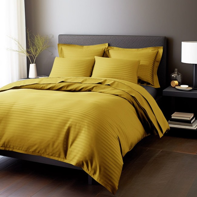  Elegancka stylowa ekskluzywna żółta pościel satynowa 180x200 cm w delikatne pasy 