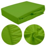 Prześcieradło frotte z gumką 180x200 w kolorze kaktusowym, leżące na płasko. Widoczna miękka, teksturowana tkanina oraz gumka na brzegach, zapewniająca dobre dopasowanie.