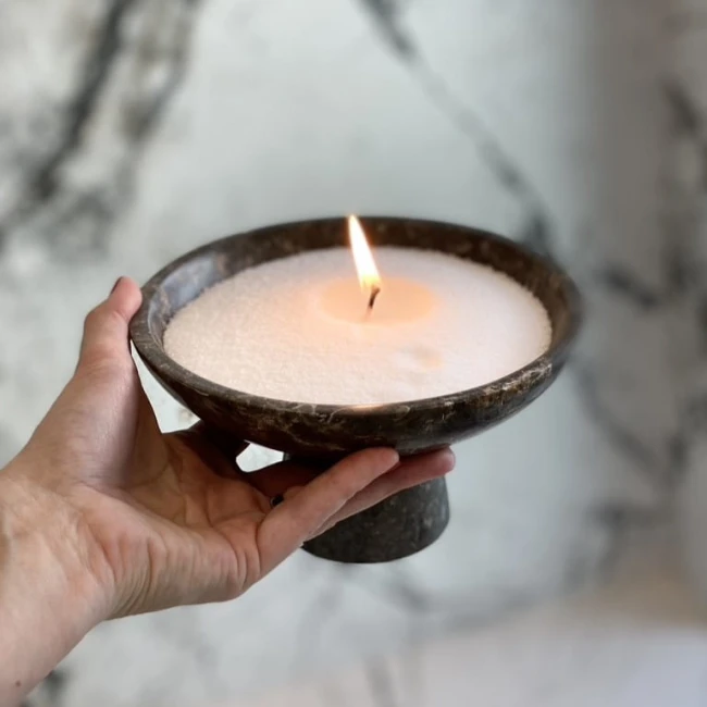 Świeca zapachowa proszkowa - zapach mirry i piżma