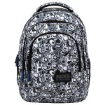 Plecak szkolny w kolorze czarno-białym, z dynamicznym wzorem graficznym. Ujęcie frontalne, plecak stoi na płaskiej powierzchni. Widoczne dwie kieszenie boczne z podwójnymi zapięciami oraz logo BACK UP z napisem MY WORLD INSIDE.