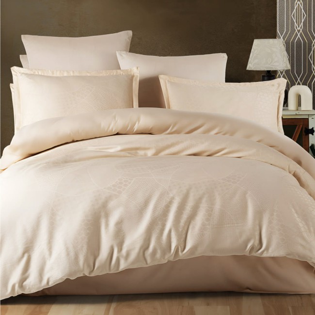  Ekskluzywna, elegancka, beżowa pościel żakardowa 220x200 cm w delikatny geometryczny wzór 