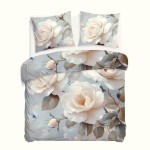 Pościel satyna bawełniana 220x200 Riviera w odcieniach szarości, zdobiona kremowymi różami. Złożona kołdra i dwie poduszki leżą na jasnym tle. Widoczny kwiatowy wzór oraz delikatne liście, materiał gładki, z lekkim połyskiem.