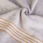 Komplet ręczników z bawełny w eco pudełku kolor jasny szary z bordiurą w złote paski 500 g/m2 TIWANO 3 kpl.