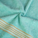 Komplet ręczników z bawełny w eco pudełku kolor jasny turkus z bordiurą w złote paski 500 g/m2 TIWANO 3 kpl.