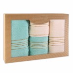 Komplet ręczników z bawełny w eco pudełku krem i jasny turkus z bordiurą w złote paski 500 g/m2 TIWANO 4 kpl.