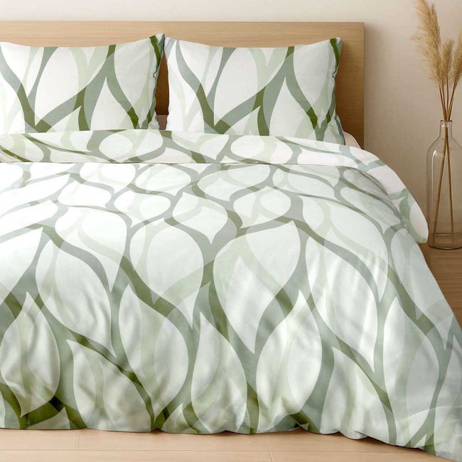  Piękna i delikatna pościel satynowa w dekoracyjne nowoczesne liście na zielonym tle w rozmiarze 160x200 cm 