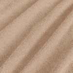 Pościel frotte w kolorze beżowym o wymiarach 155x220 cm. Materiał o wyraźnej, teksturowanej powierzchni, z widocznymi delikatnymi prążkami. Złożona w nieładzie, ukazuje miękkość i przyjemną fakturę.