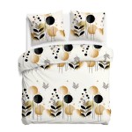 Pościel satyna bawełniana 220x200 Linure w bieli z geometrycznym wzorem w beżu i czerni. Na poszewkach oraz narzucie widoczne okręgi, kropki i liście, tworzące nowoczesny design. Produkt rozłożony na płasko, w pełnym widoku.