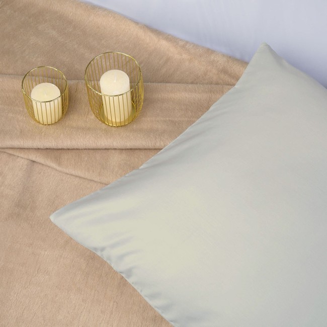 Poszewka satynowa 40x40 kolor srebrny błękit