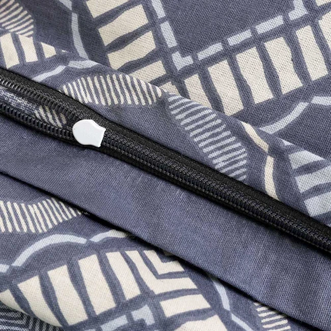 Pościel bawełniana 160x200 Dora ciemno niebieska w kremowy ornament, Cottonlove Exclusive