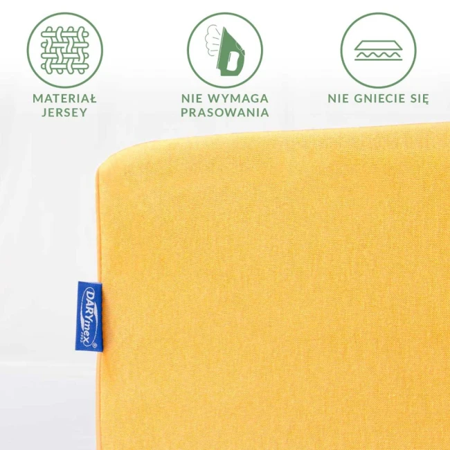 Prześcieradło jersey z gumką 80x160 w kolorze żółtym, leżące na białym tle. Widoczna tekstura materiału oraz niebieska metka. Grafiki informacyjne: materiał jersey, nie wymaga prasowania, nie gniecie się.