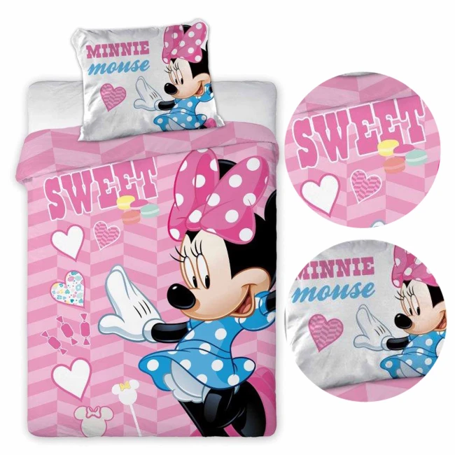  Różowa pościel do łóżeczka z Myszką Minnie, napisem Sweet, serduszkami i cukierkami na bajkowym tle 
