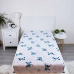 Prześcieradło bawełniane dziecięce z gumką 90x200 Lilo & Stitch, białe