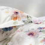 Pościel satyna bawełniana 160x200 Farya, biała śmietanka w kolorowe kwiaty, Luxury Premium