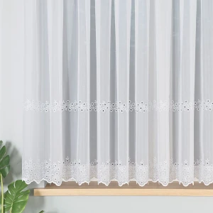Firanka haftowana ze wzorem pasowym, wysokość 160cm, kolor 001 biały