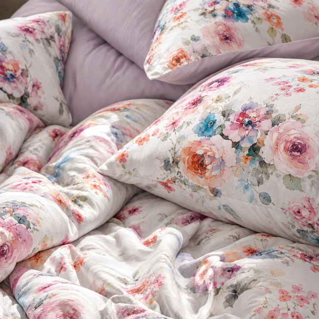 Pościel satyna bawełniana 220x200 Farya, biała śmietanka w kolorowe kwiaty, Luxury Premium