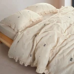 Pościel bawełniana 220x200 Med Cream kremowa w kokardki z falbanką, Ribbon